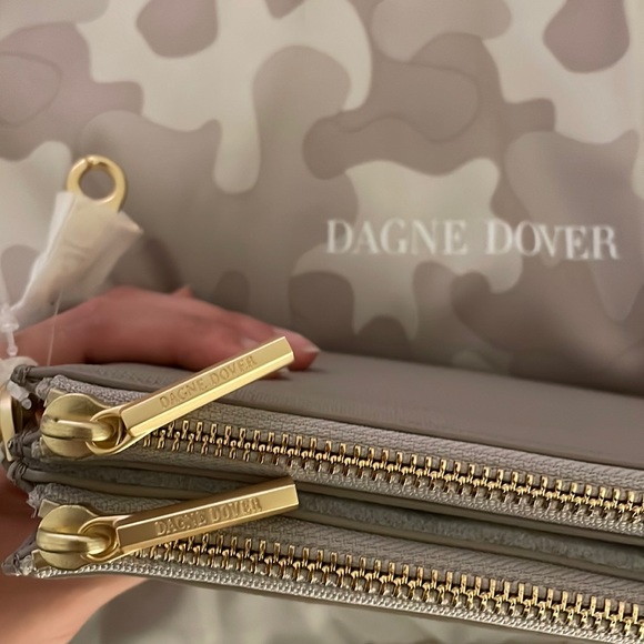 💥LAST ONE💥 NWT Dagne Dover Essential Canvas Wallet in Blush - Picture 7 of 16